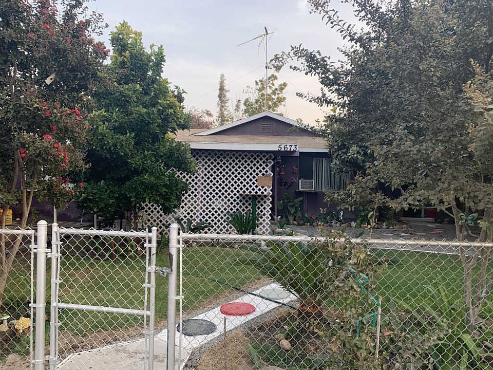 2nd image of 5673 Avenue 378