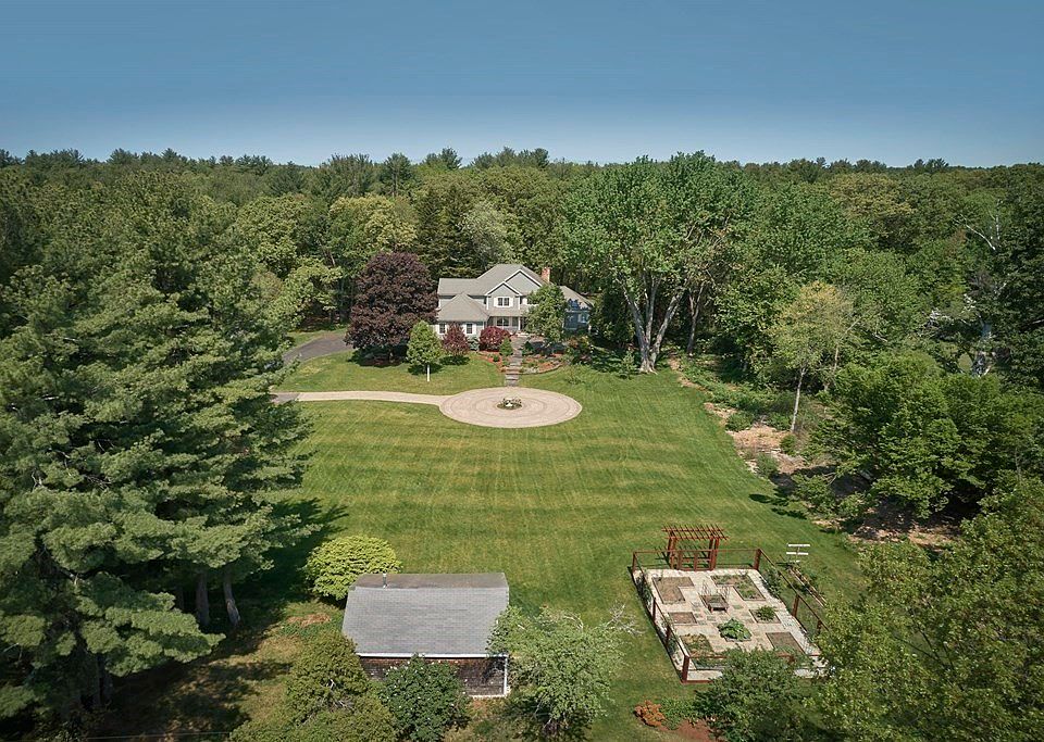 225 Water Row Sudbury MA 01776 Zillow