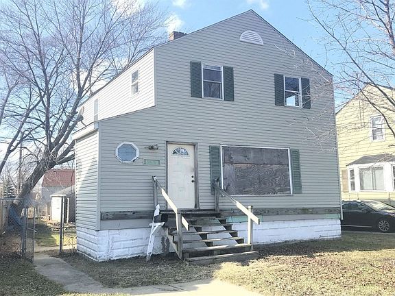 3rd image of 6256 California Ave