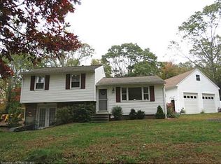181 Hillcrest Dr, Amston, CT 06231