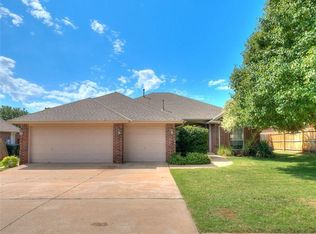 1858 Lariat Trl, Edmond, OK 73012