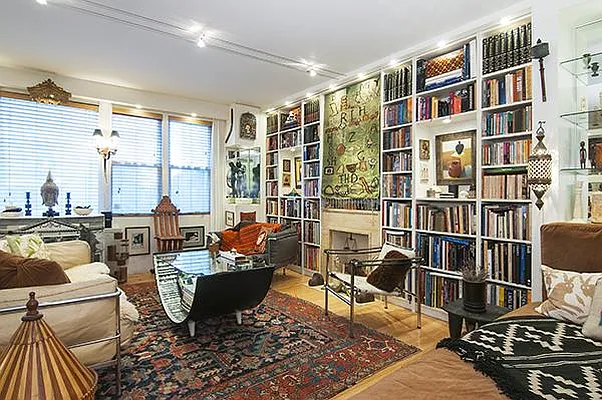 Sold by Akam Sales and Brokerage | media 10