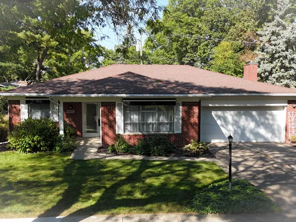 32950 Perth St, Livonia, MI 48154