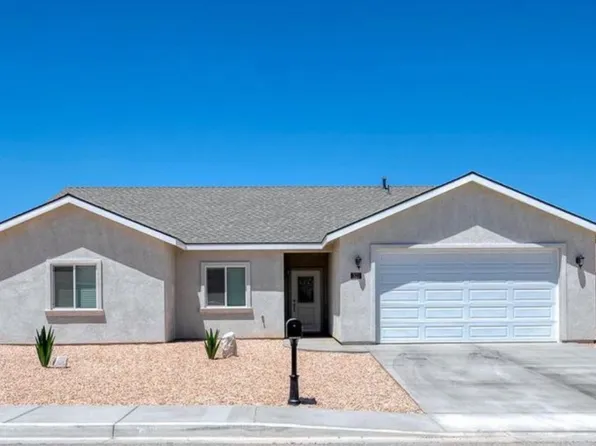 1018 Briarwood Ave, Ridgecrest, CA 93555
