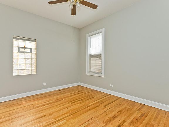 3rd image of 2107 W Warner Ave #Ch1