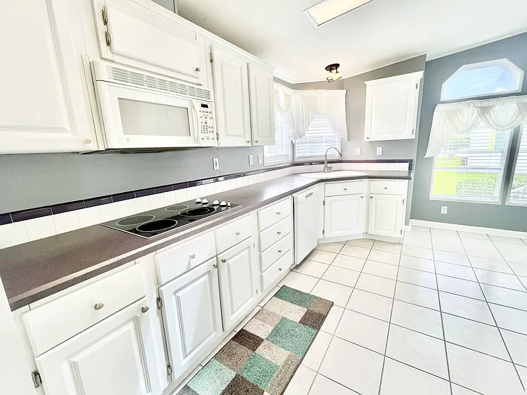 5498 Crane Feather Dr — Photo 18