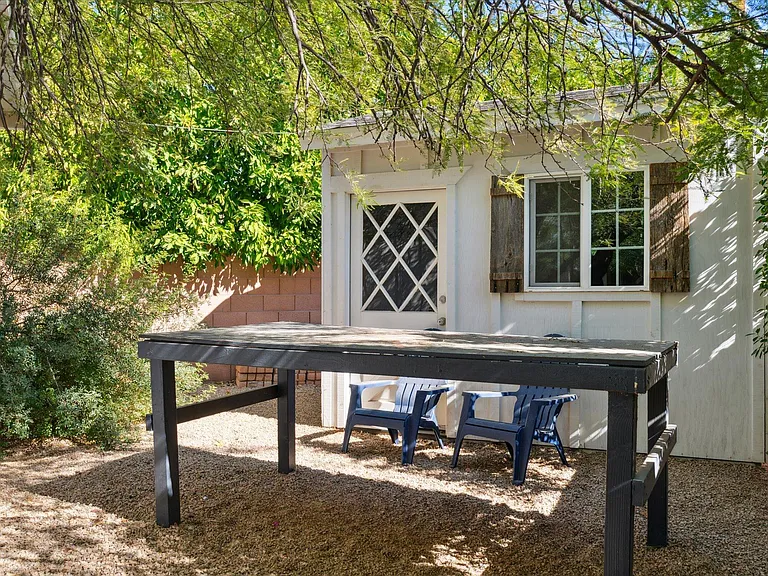 4301 E Calle Feliz — Photo 27