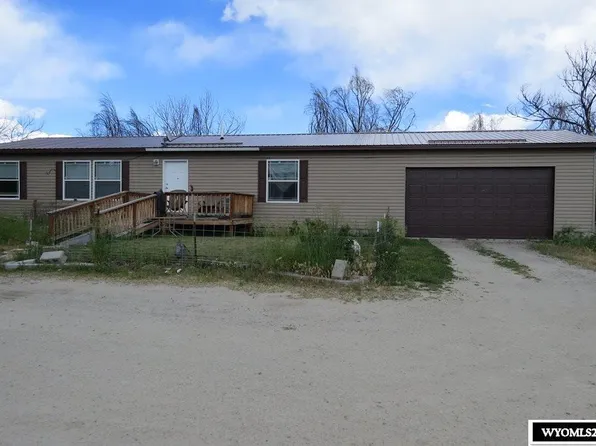 26 Paintbrush Dr, Riverton, WY 82501