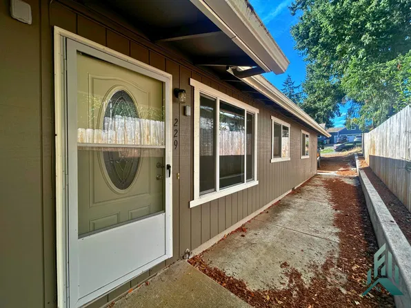 229-231 N 10th St., 229-231 N 10th St, Philomath, OR 97370