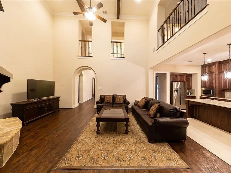 879 Grassy Shore Ct — Photo 5