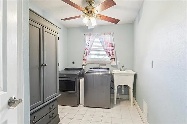 91 Rosedown Dr — Photo 4