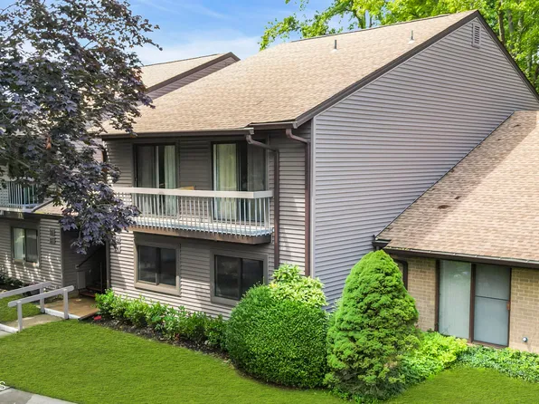 31 Claremont Court, Red Bank, NJ 07701