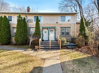 25 Stillwater Rd #2, Smithfield, RI 02917