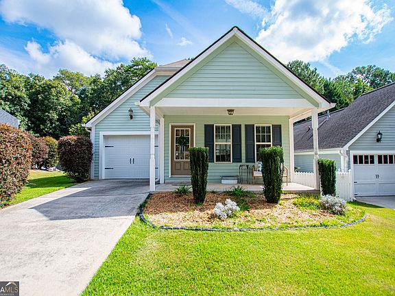 5th image of 249 Katherine Ct
