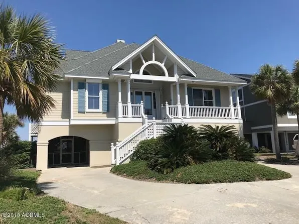 152 Harbor Dr N, Saint Helena Island, SC 29920