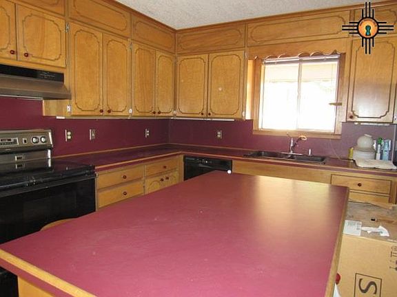 5th image of 1912 10th St