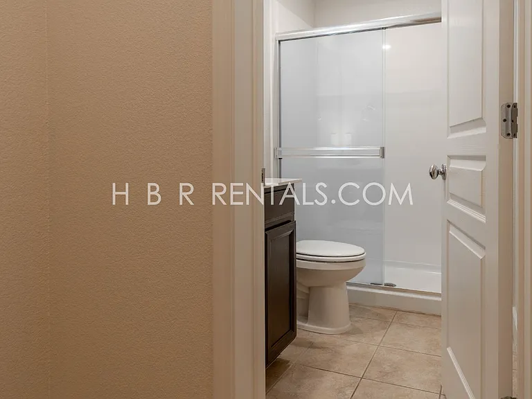 1496 Dairy Dr — Photo 13