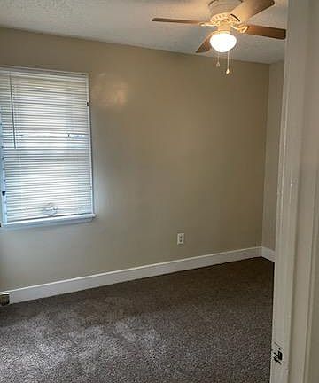 4th image of 15894 Northlawn St Floor 1