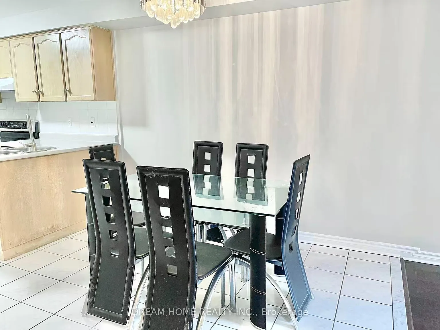 3 bed, $3,500 — Photo 3