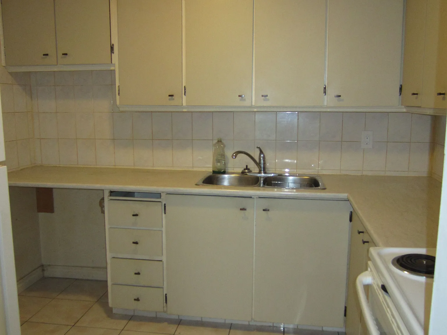 3 bed, $2,500 — Photo 4