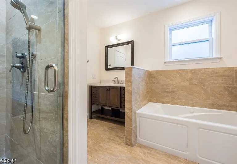 132 N Fullerton Ave — Photo 13