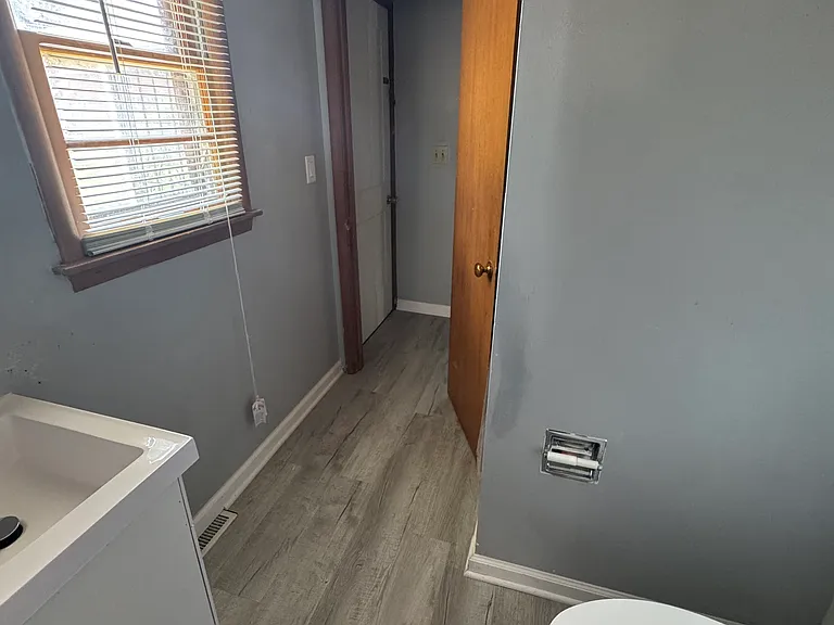 724 Hoban Ave — Photo 9
