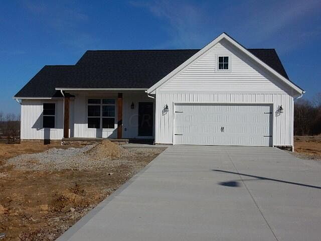 1st image of 110 Hillcrest Dr