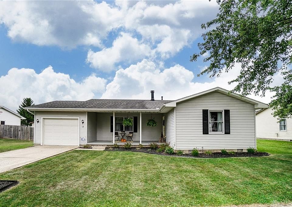 1st image of 12 Brookside Dr