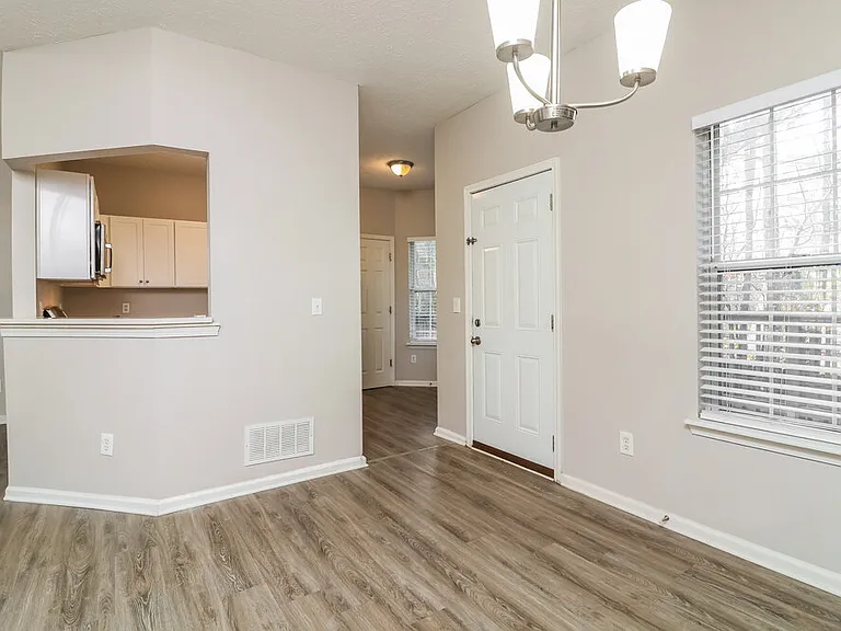 4637 Noah Overlook W — Photo 9