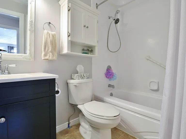 15 Laurie Ct #A — Photo 18