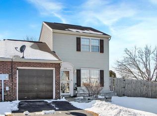 3332 Glen Hollow Dr, Dover, PA 17315