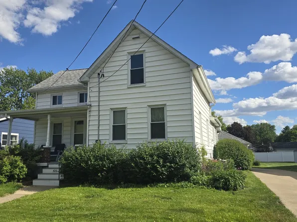 522 E South St, Geneseo, IL 61254