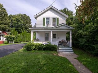 131 Lincoln Ave, Saratoga Springs, NY 12866