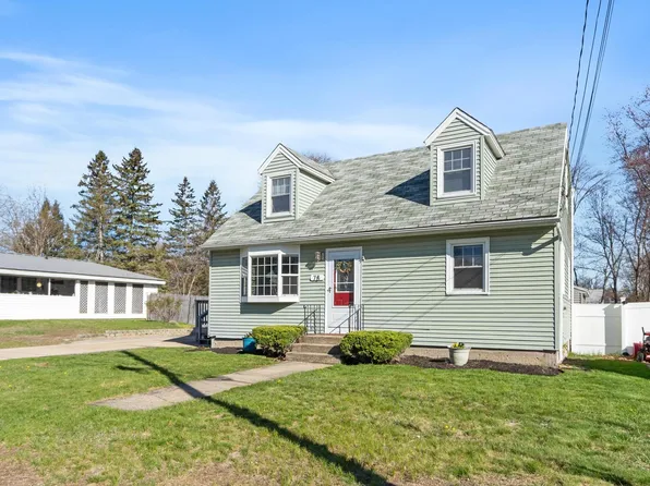 78 Norcross Street, Manchester, NH 03109