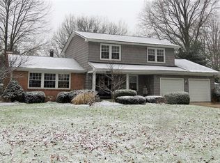 9023 Echo Lake Dr NE, Warren, OH