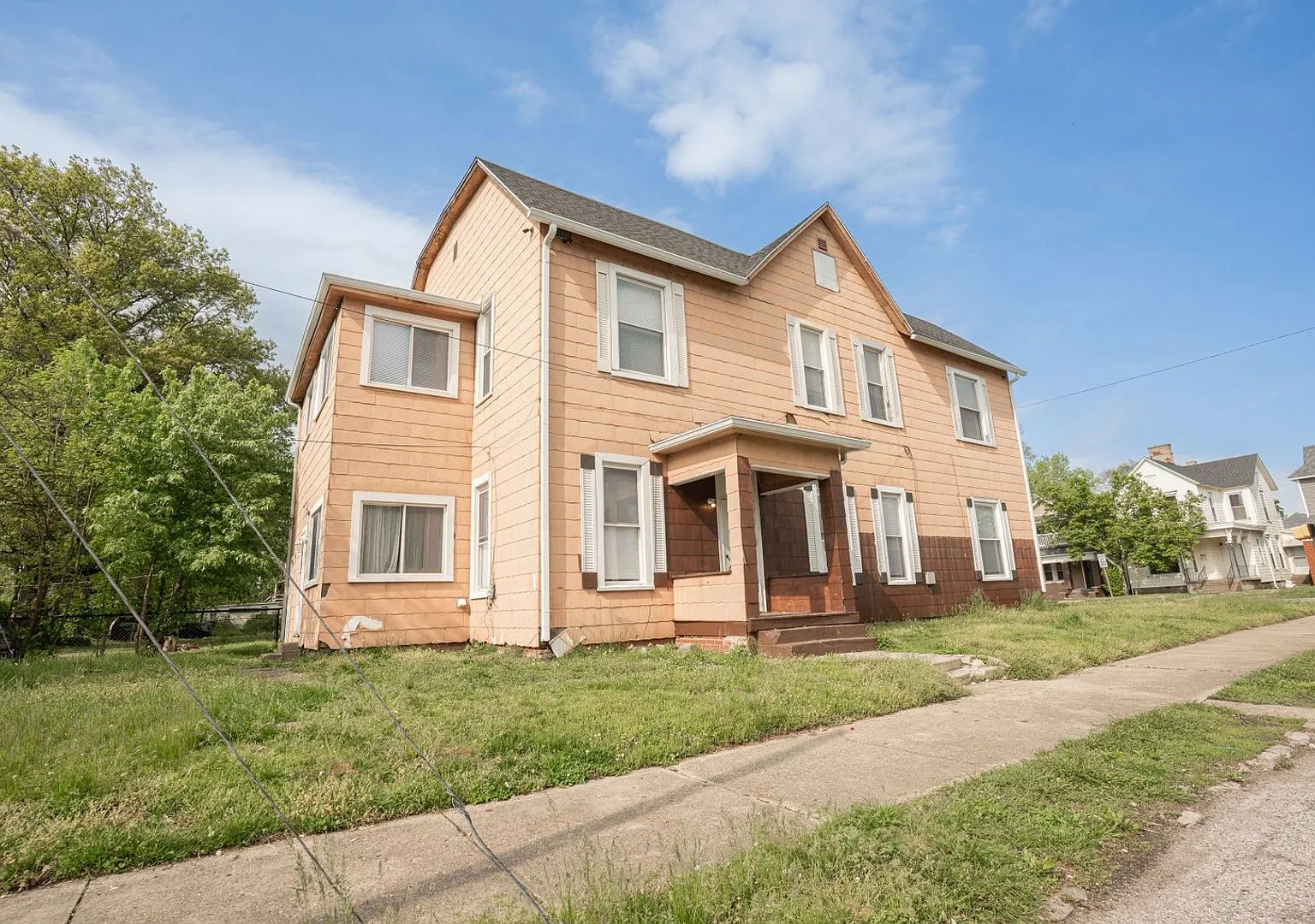 Cheerful Newly Remodeled 1Bd 1 bath Duplex in Terre Haute Apt 4 — Photo 2