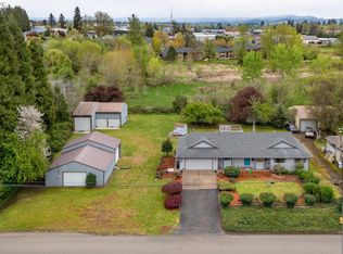 1050 NW Jackson St, Hillsboro, OR 97124