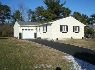48 Cambridge Ct, Toms River, NJ