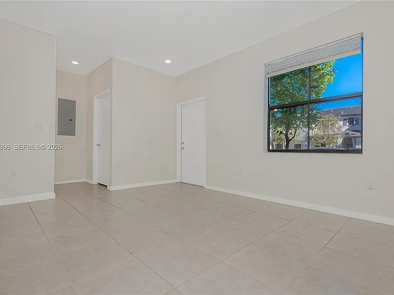 14732 SW 181st Ter — Photo 13
