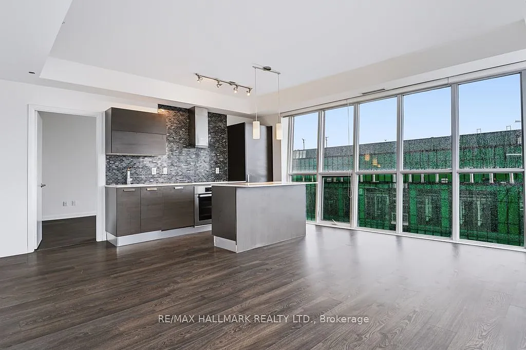 3 bed, $3,300 — Photo 1