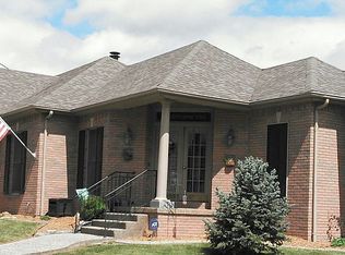 2 Cobblestone Way, Madison, IN 47250