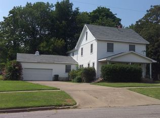 607 N 7th St, Muskogee, OK 74401