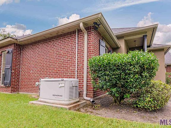 4th image of 14299 Summer Place Dr