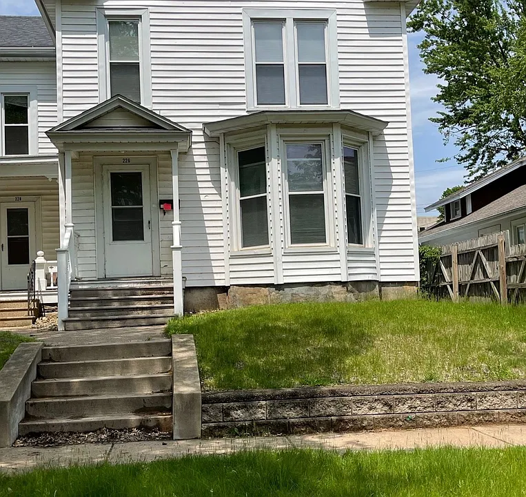 226 Hudson St