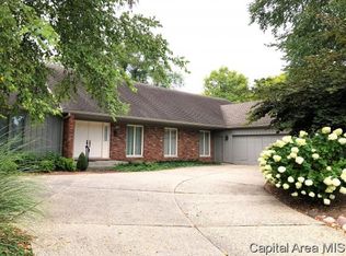 2108 Augusta Dr, Springfield, IL 62704