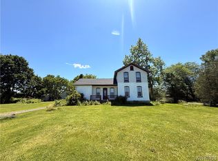 13123 Main Rd, Akron, NY 14001