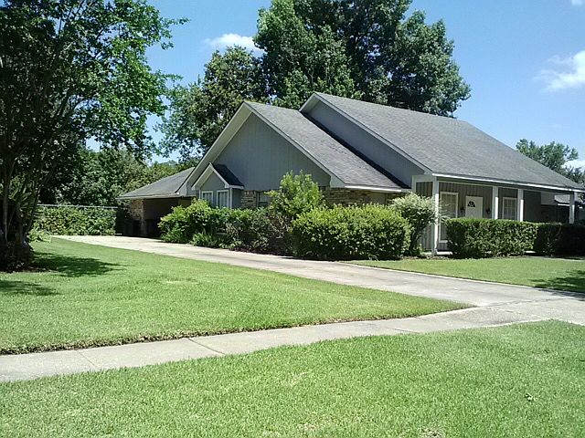 1st image of 2027 Palmwood Dr