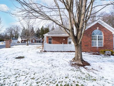 30 Newton Square Dr Unit 1, Canfield, OH, 44406