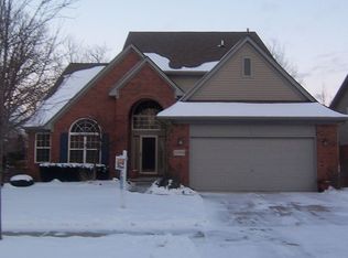 25591 Abbey Dr, Novi, MI 48374
