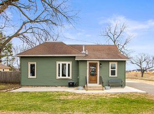 214 Maple St, Pardeeville, WI 53954
